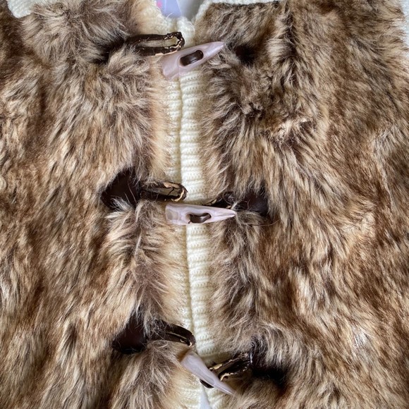 Design by Max Moretti Faux Fur Knit Girl’s Jacket Size 6 Cream - Picture 8 of 8